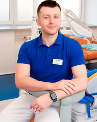 Врачи